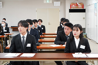 新入社員紹介2025_写真04