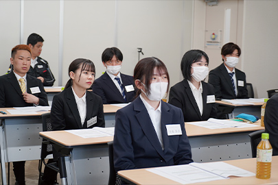 新入社員紹介2025_写真06